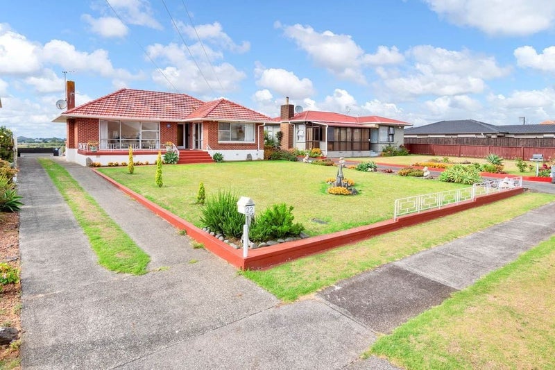 22 Pukaki Road, Mangere, Auckland - Carousel 1