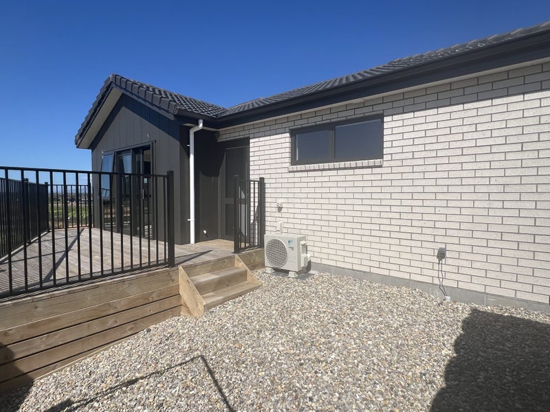 54 Scenic Rise, Rototuna North, Hamilton - Carousel 11