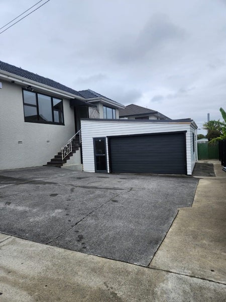 1A Banks Road, Mount Wellington, Auckland - Carousel 19