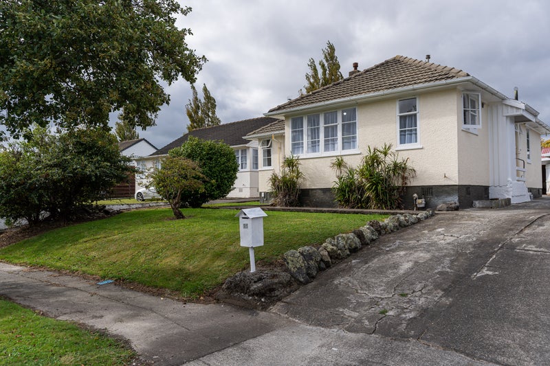 15 Ngarimu Street, Roslyn, Palmerston North - Carousel 1