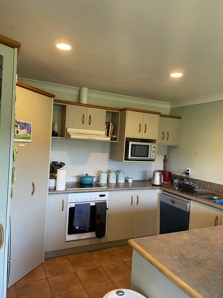 14 Saint Clements Grove, Bethlehem, Tauranga - Carousel 2