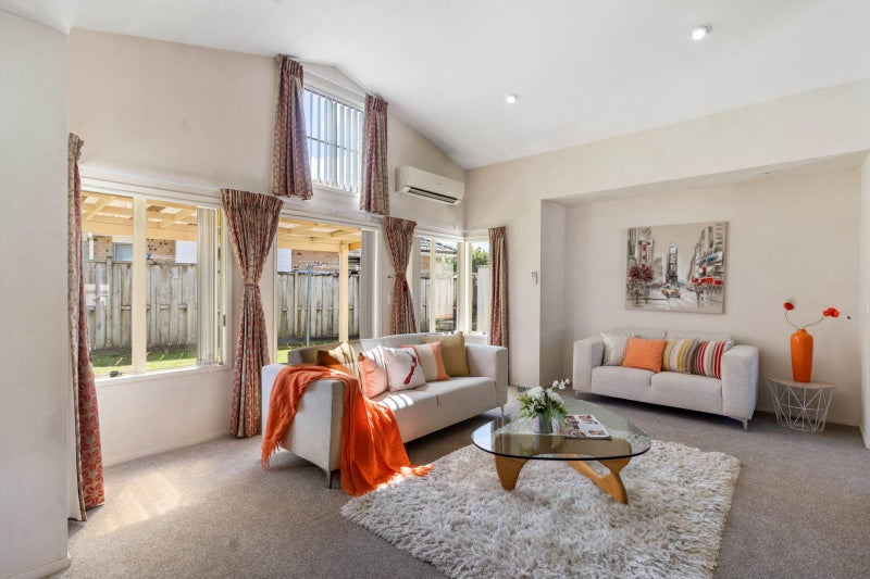 70 Riverton Drive, Randwick Park, Auckland - Carousel 2