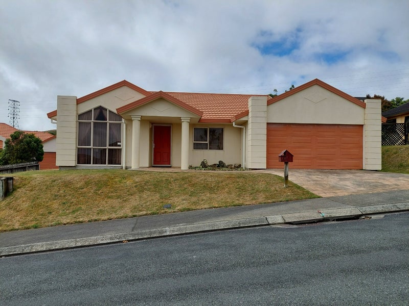 40 Kentwood Drive, Woodridge, Wellington - Carousel 1