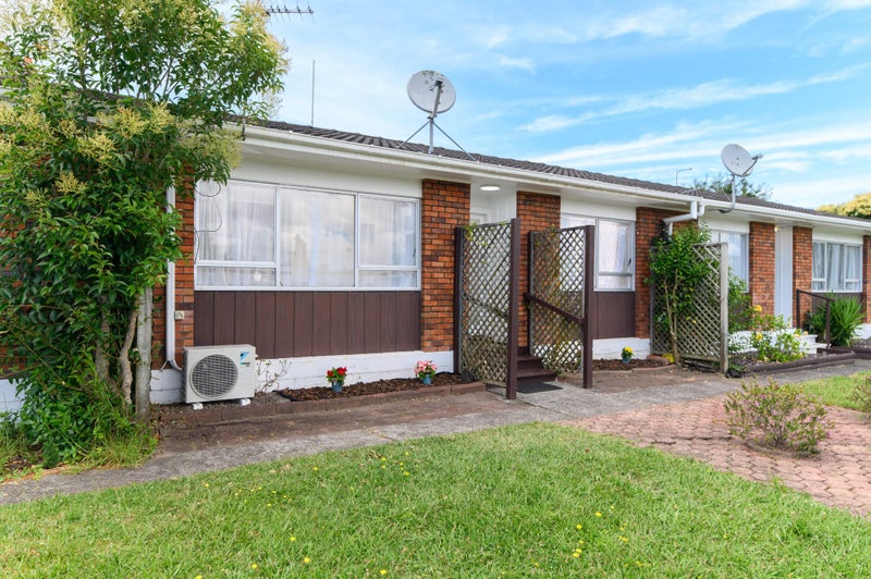 2/16 Northall Road, New Lynn, Auckland - Carousel 2
