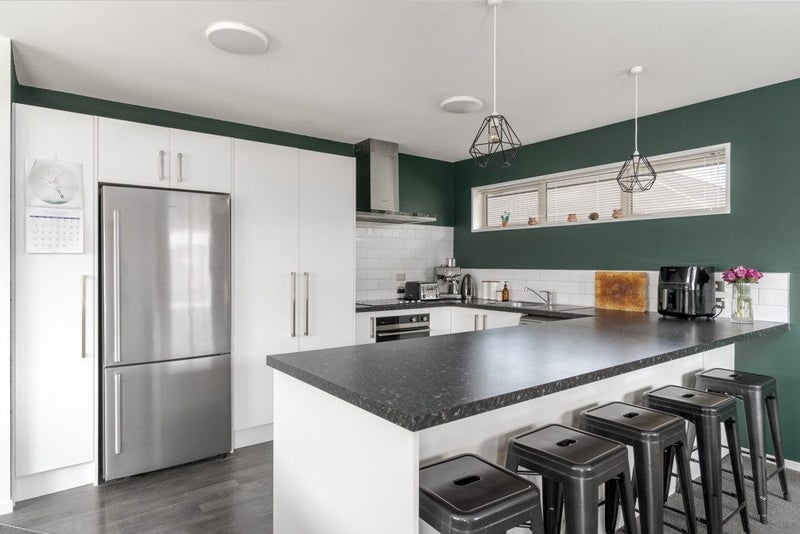 17 Lesley Keast Place, Hornby, Christchurch - Carousel 2