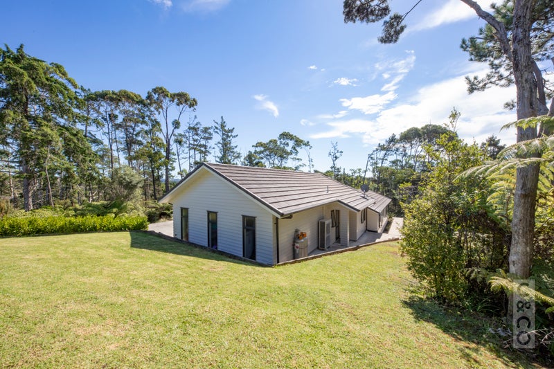 22C Sunnyvale Road, Swanson, Auckland - Carousel 35