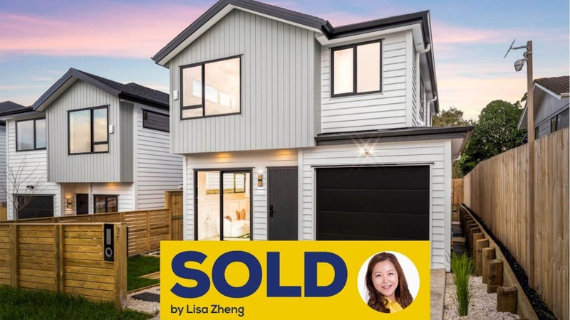 22 Granville Drive, Massey, Auckland - Carousel 1