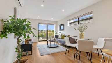 59B Redwood Drive, Massey, Auckland - Carousel 1