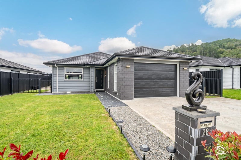 28 Fenwick Crescent, Wallaceville, Upper Hutt - Carousel 1