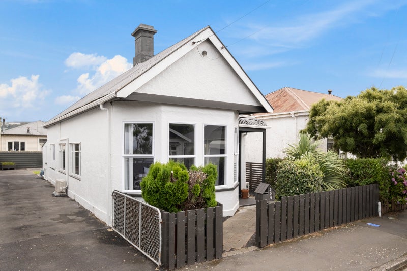 256 Oxford Street, South Dunedin, Dunedin - Carousel 1