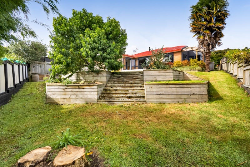 19 Ashmore Drive, Frankleigh Park, New Plymouth - Carousel 33