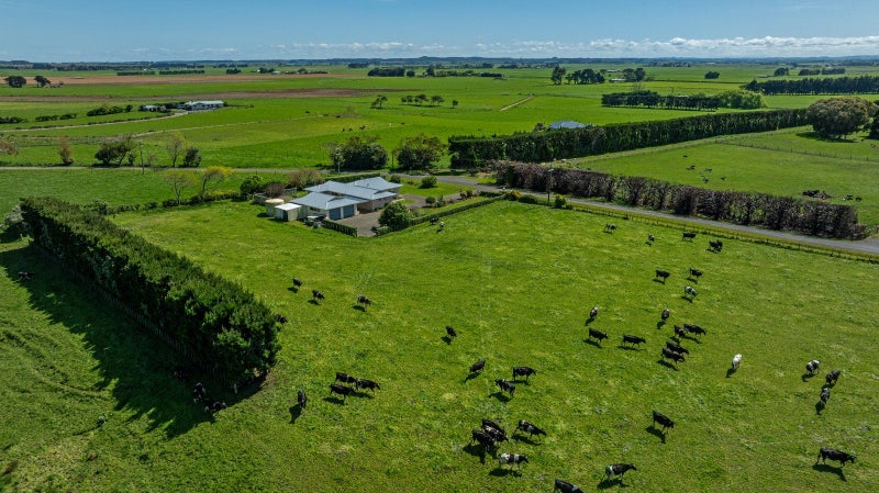 137 Soldiers Road, Tangimoana, Palmerston North - Carousel 21