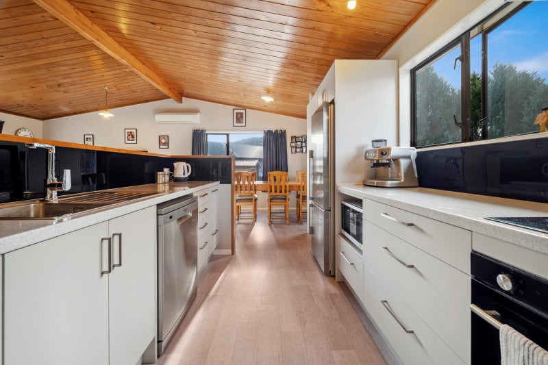 25 Goldie Street, Pukehangi, Rotorua - Carousel 1