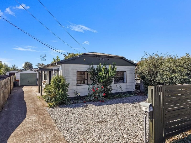 1/9 Keighleys Road, Bromley, Christchurch - Carousel 1