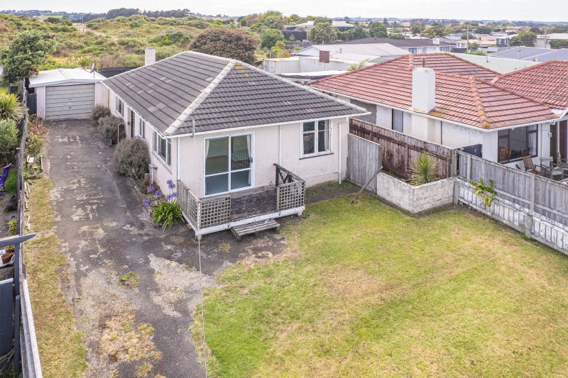 128 Karaka Street, Castlecliff, Whanganui - Carousel 1