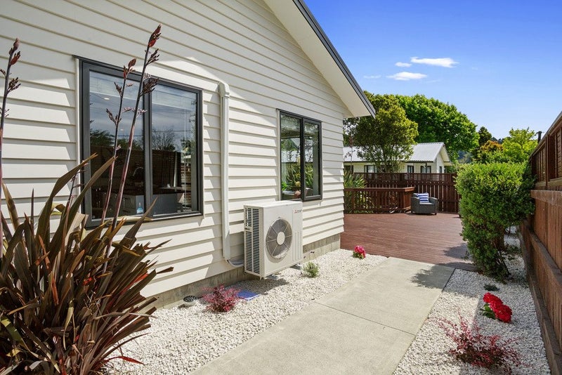 20 Kairimu Street, Stokes Valley, Lower Hutt - Carousel 19