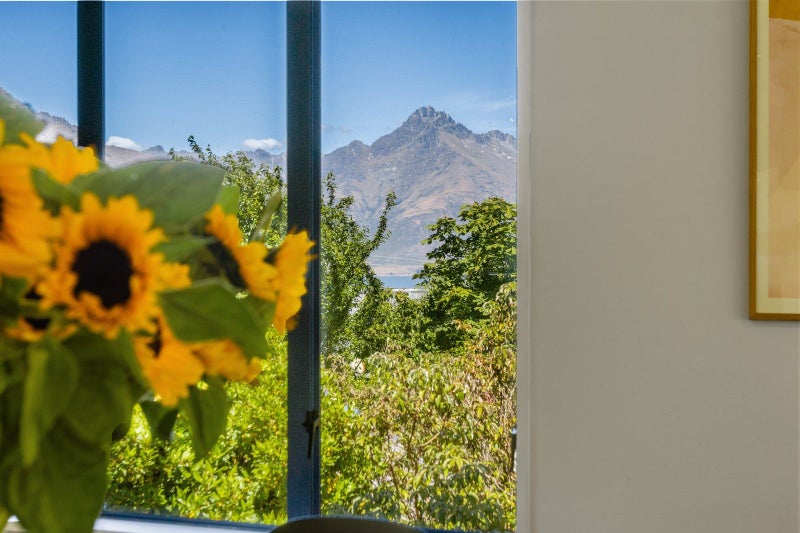 20B Watts Road, Fernhill, Queenstown - Carousel 2