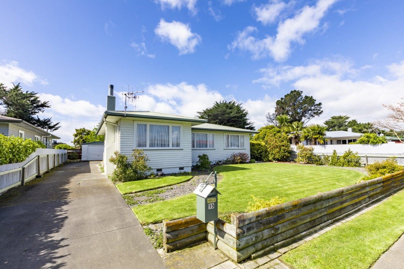 15 Exeter Crescent, Pirimai, Napier - Carousel 2