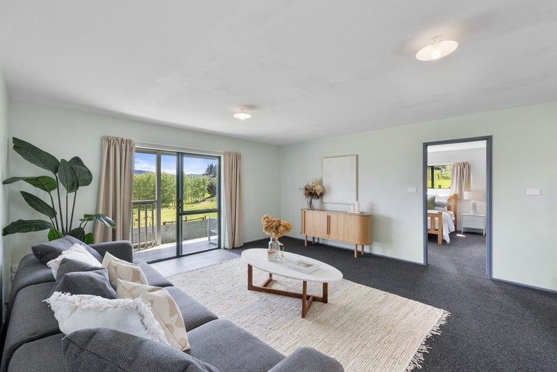 2214 Cove Road, Kaiwaka - Carousel 1
