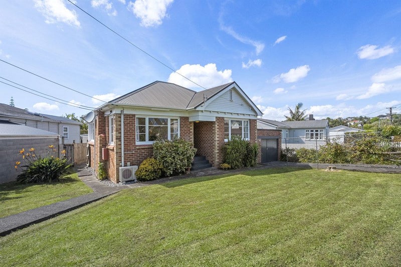 74 Tuarangi Road, Grey Lynn, Auckland - Carousel 1