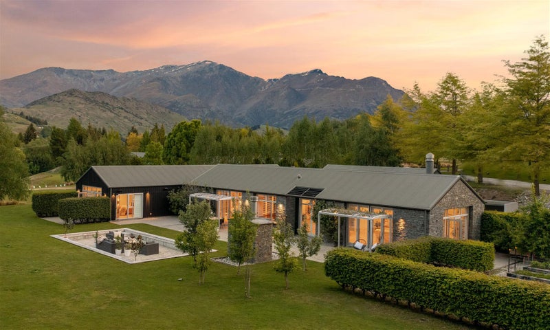 531 Speargrass Flat Road, Lake Hayes, Queenstown - Carousel 1