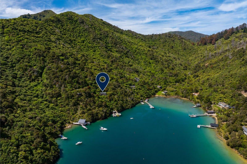 0 Fence Bay, Onahau Bay, MARLBOROUGH SOUNDS - Carousel 23