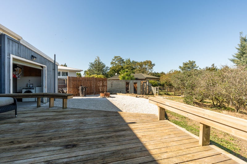 11 Morrison Crescent, Glenview, Hamilton - Carousel 2