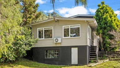 2/237 Rangatira Road, Beach Haven, Auckland - Carousel 1