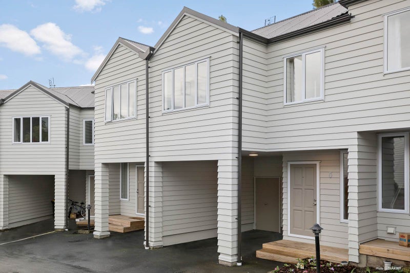 5/30 John Jennings Drive, Oteha, Auckland - Carousel 1