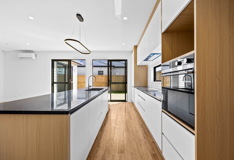 21 Tūwai Crescent, Ōpaheke, Papakura - Carousel 2