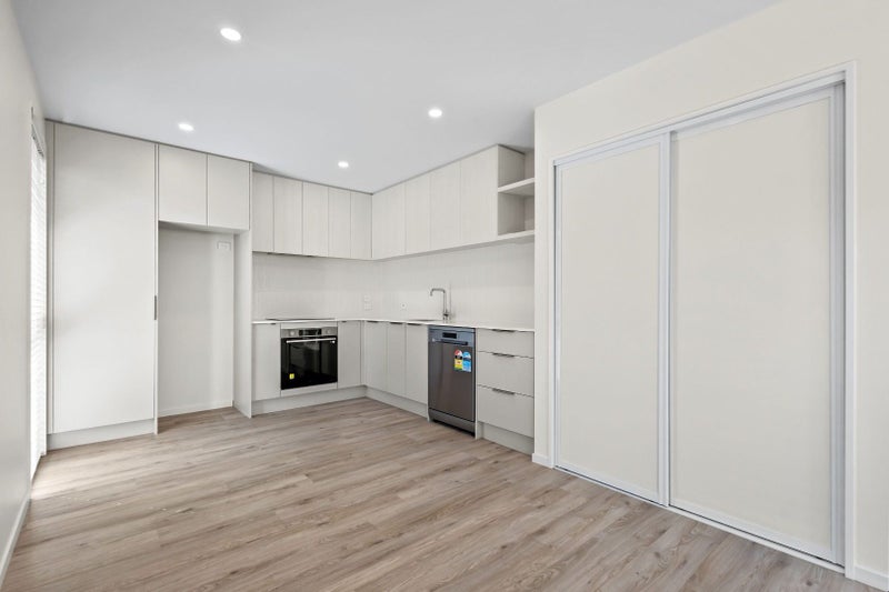 1/188 Cranford Street, St Albans, Christchurch - Carousel 2