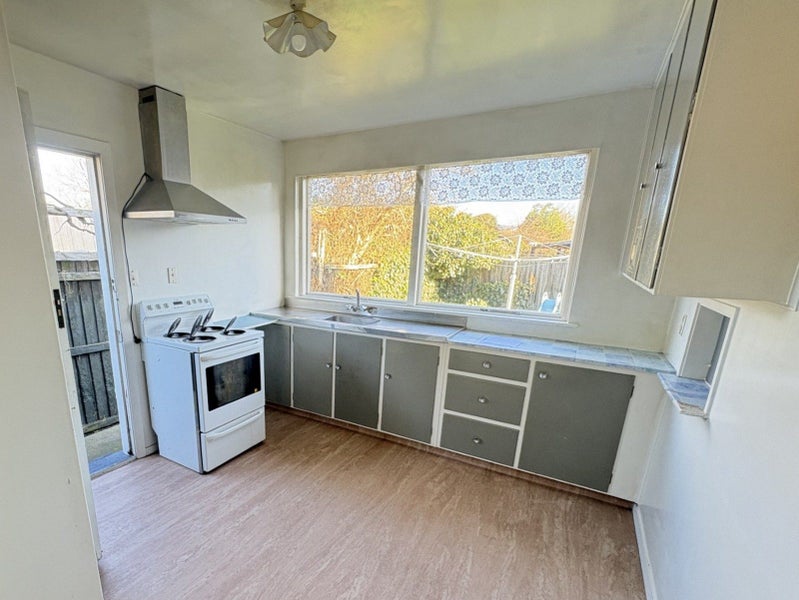 3 Dampier Street, Woolston, Christchurch - Carousel 2