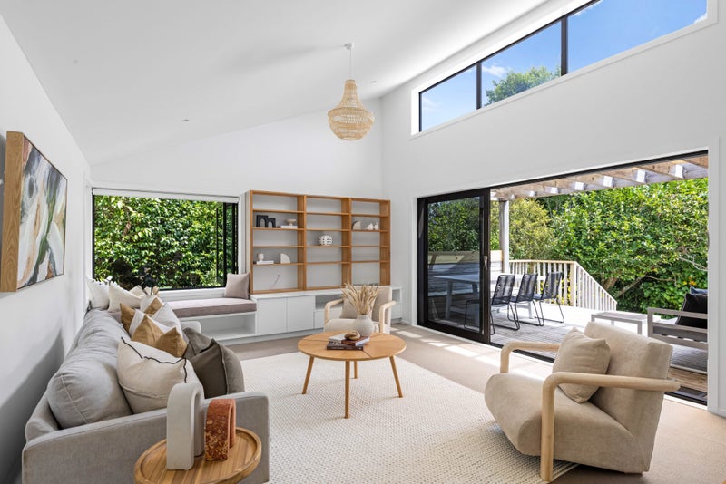 230A Beach Road, Campbells Bay, Auckland - Carousel 1