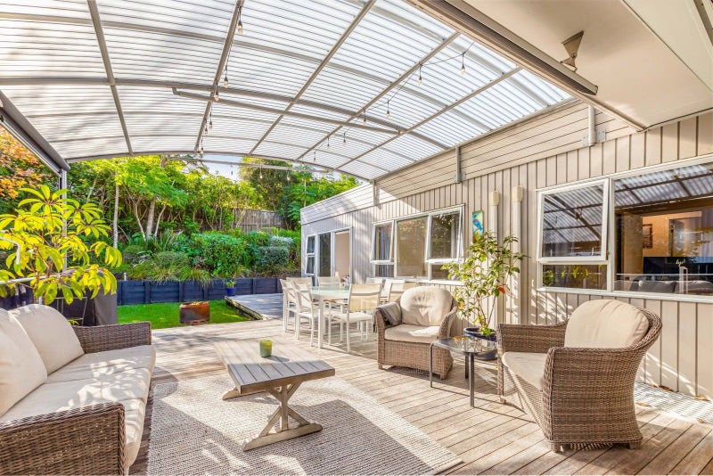 10 Coromandel Crescent, Mairangi Bay, Auckland - Carousel 2