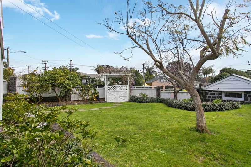 66 Peary Road, Mount Eden, Auckland - Carousel 22