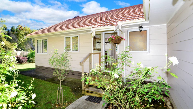 17 Slowater Lane, Puhoi, Warkworth - Carousel 1