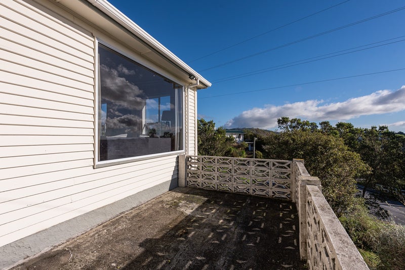 116 Glanmire Road, Newlands, Wellington - Carousel 26