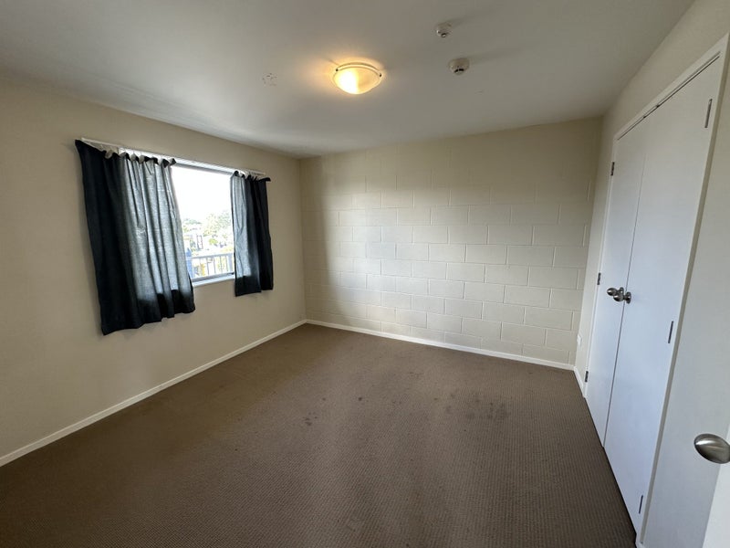 3A/10 Morning Star Place, St Lukes, Auckland - Carousel 2