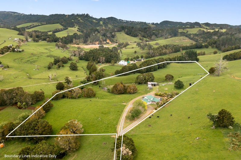 36 Pataua Road, WHAREORA, WHANGAREI - Carousel 1