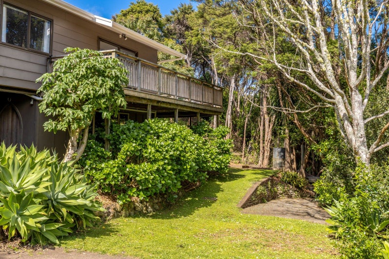 17 View Road, Ostend, Waiheke Island - Carousel 23