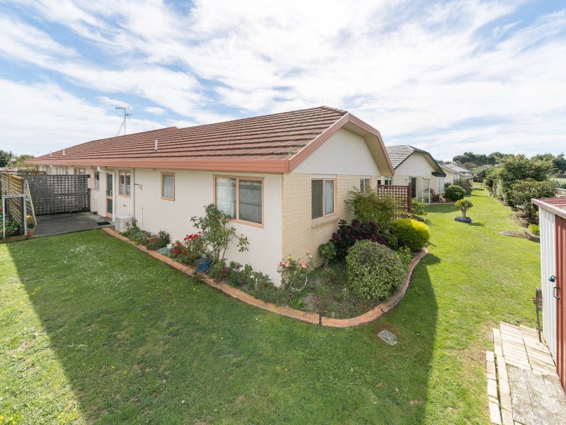 10 Foxtail Fern, Kelvin Grove, Palmerston North - Carousel 16