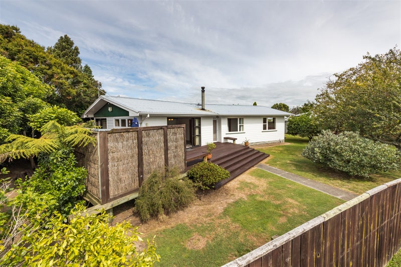 1 Charwell Place, Highbury, Palmerston North - Carousel 1