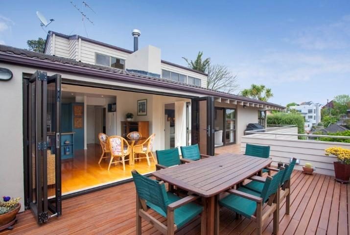 28A Codrington Crescent, Mission Bay, Auckland - Carousel 1
