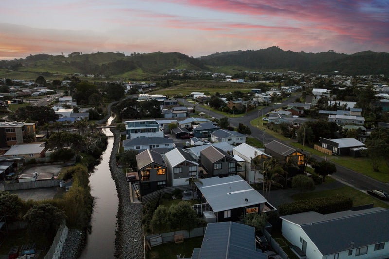 25 Edinburgh Street, Waihi Beach, Waihi Beach - Carousel 49