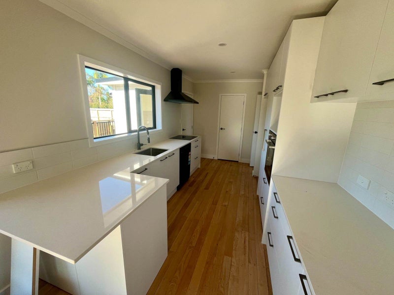 77 Rame Road, Greenhithe, Auckland - Carousel 2