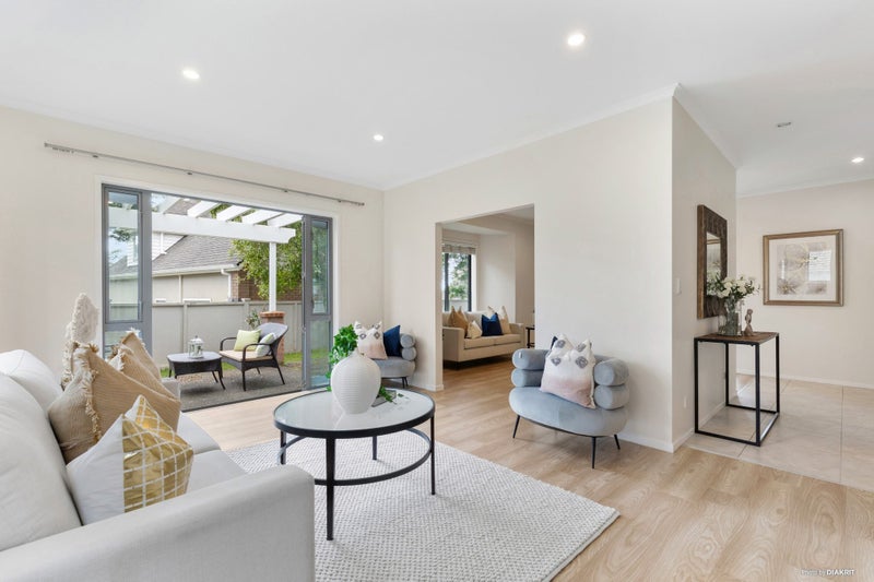 18 Hatfield Place, Albany Heights, Auckland - Carousel 2