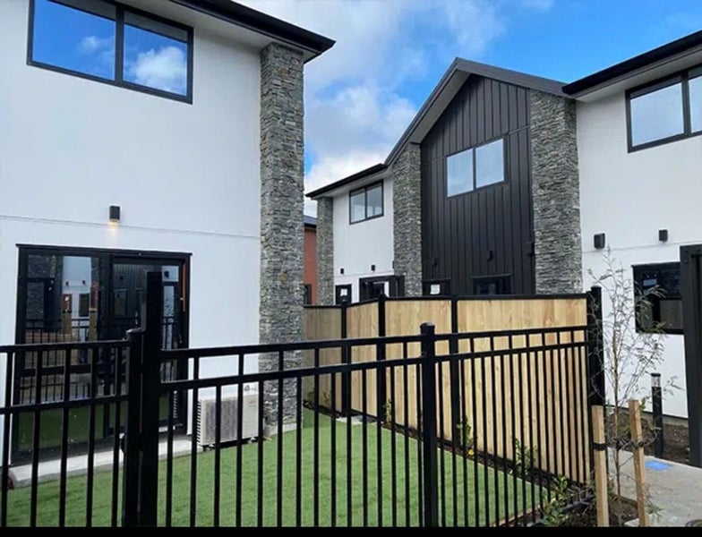 6/7 Milne Crescent, Taita, Lower Hutt - Carousel 2