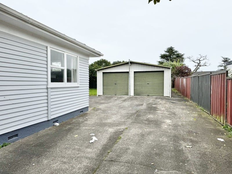 4 Proctor Place, Mangere, Auckland - Carousel 2