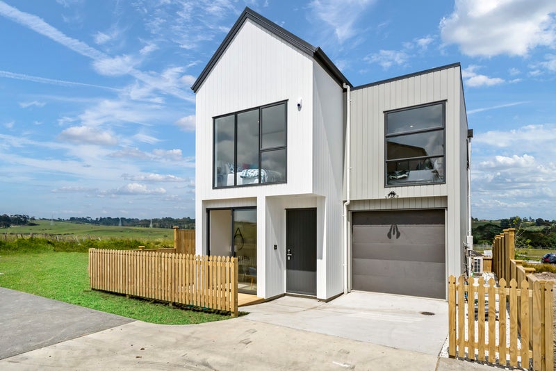 105 Kerepi Street, Westgate, Auckland - Carousel 1