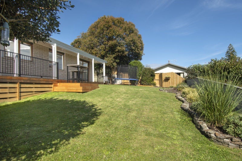 1209A Cameron Road, Gate Pa, Tauranga - Carousel 1